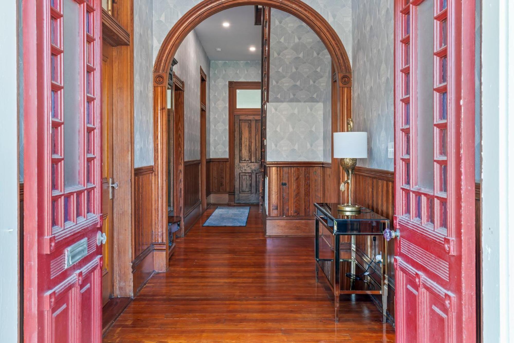 Historic Galveston Family Beach Home With 3 King Beds المظهر الخارجي الصورة