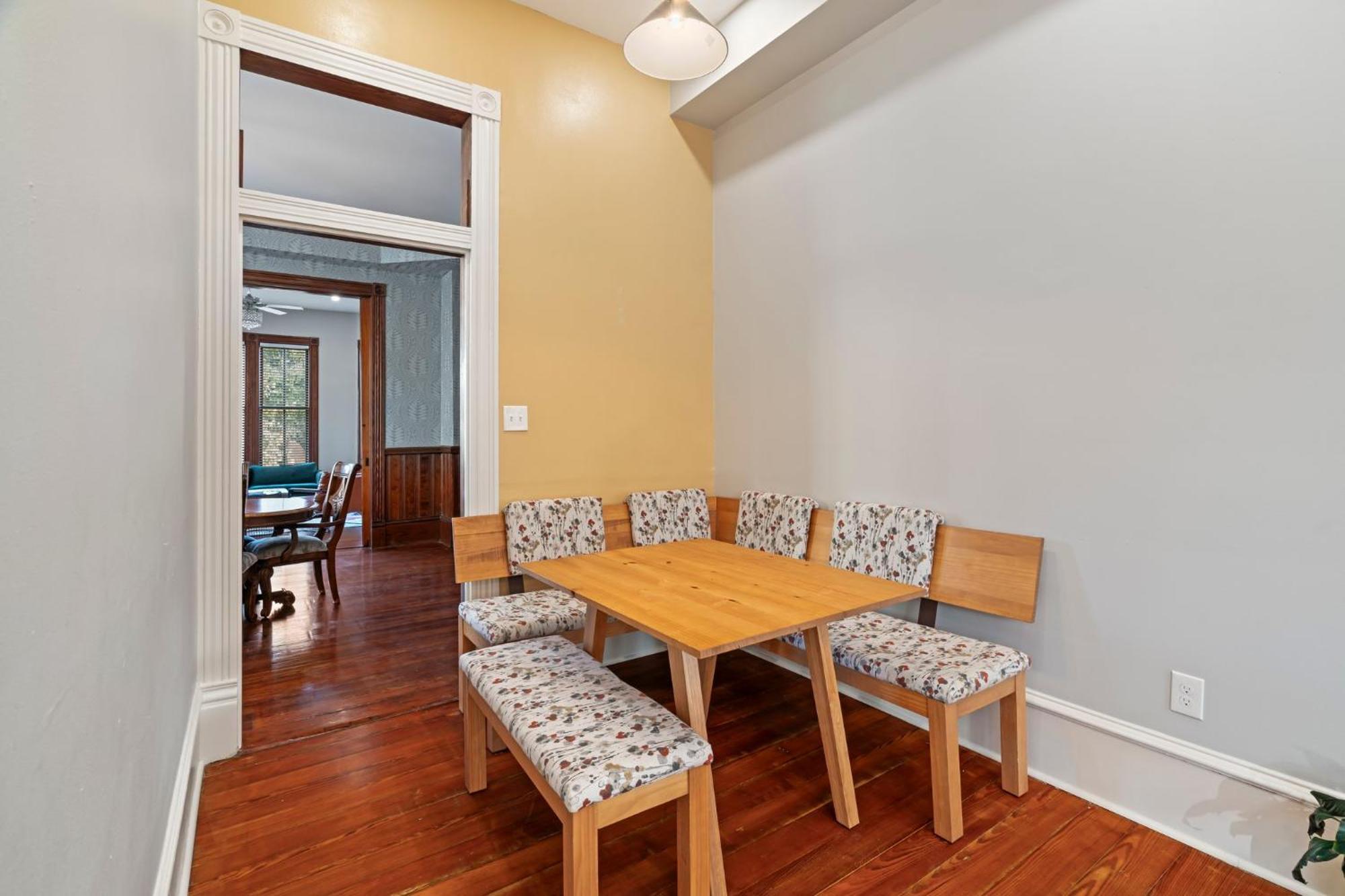 Historic Galveston Family Beach Home With 3 King Beds المظهر الخارجي الصورة